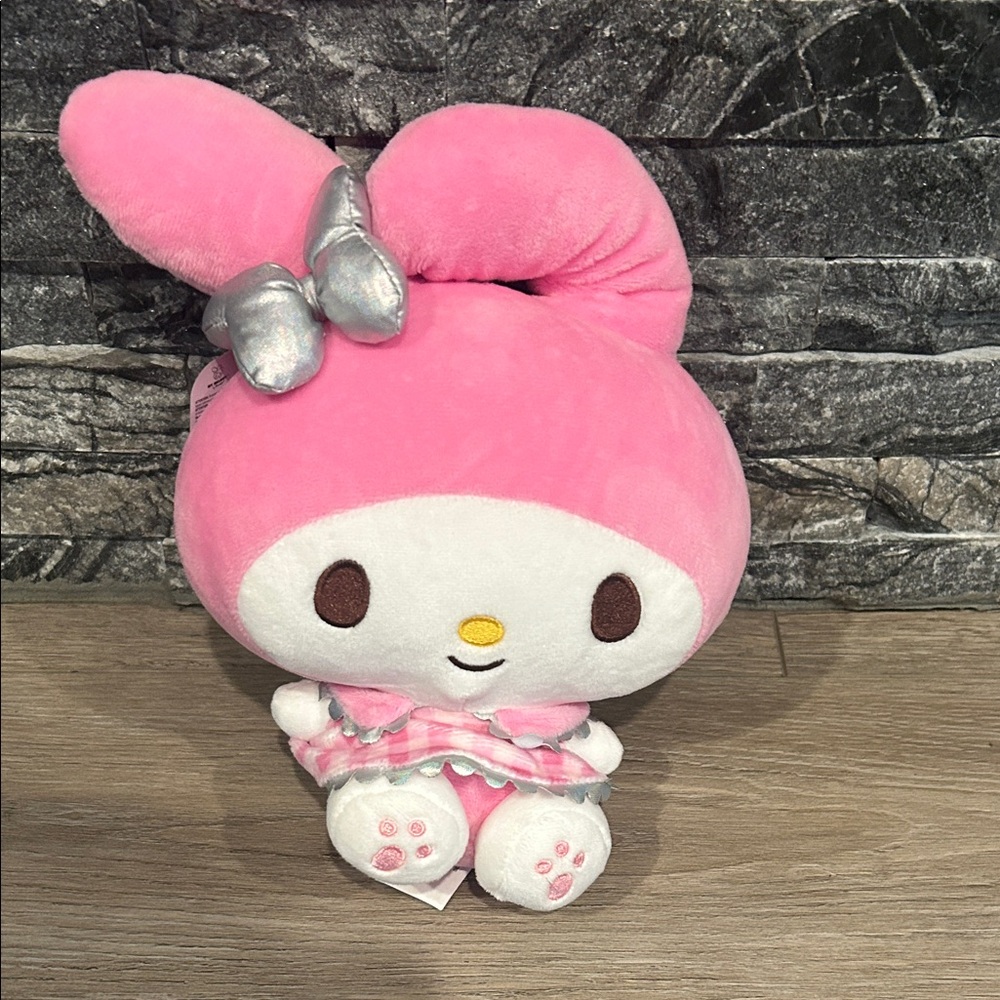 NWT Hello Kitty My Melody Plush in Pink‎ and Silver